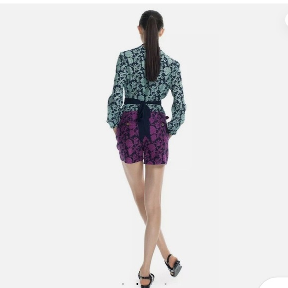 Tory Burch Brach Shorts Purple Navy Gold Hardware size 14 - Picture 3 of 6